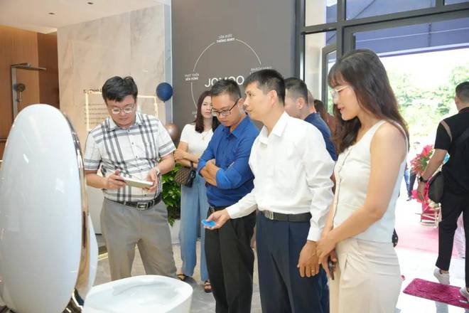 票房登顶第一从哪吒2看中国科技企业集体“闹海”(图7)