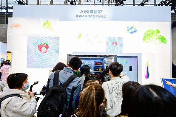 海信家电亮相2025AWE：AI＋场景重塑智慧生活(图7)
